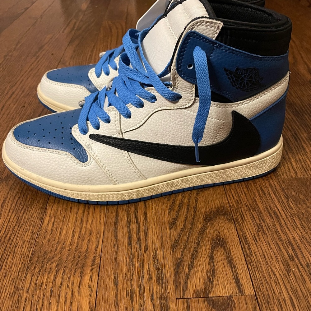 Air Jordan 1 Retro High OG SP Fragment x Travis Scott